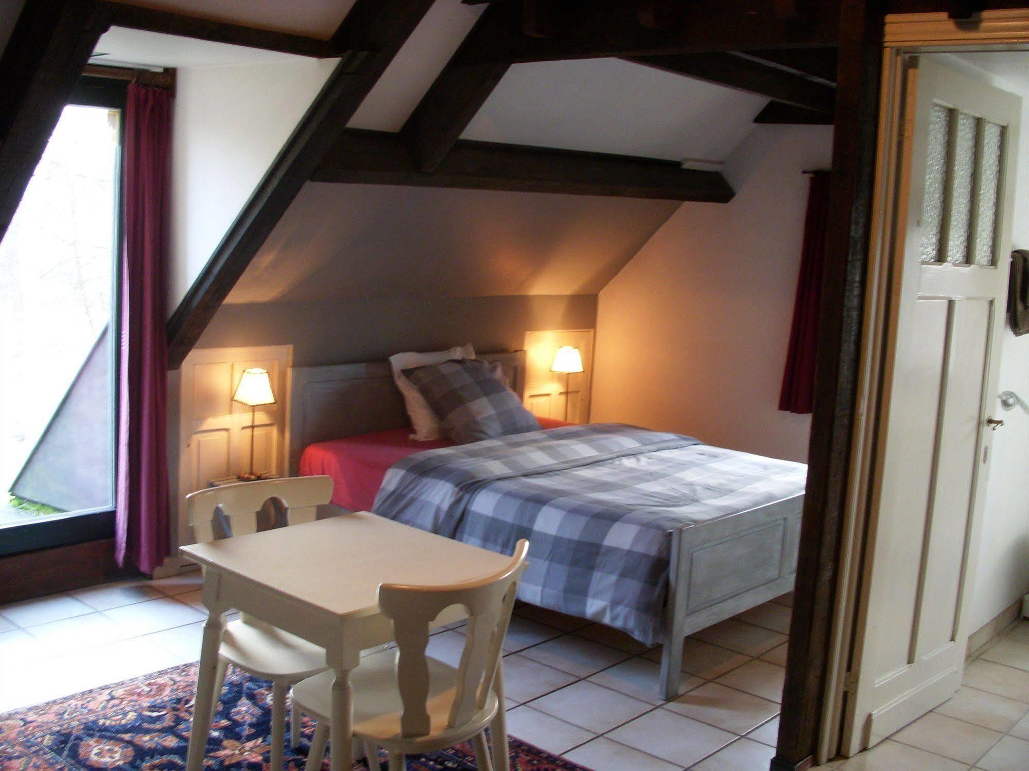 B&B De Dubbelmolen Tongeren Bagian luar foto